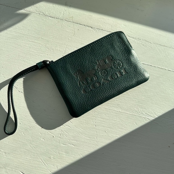 Coach Wristlet NWT - Picture 6 of 6